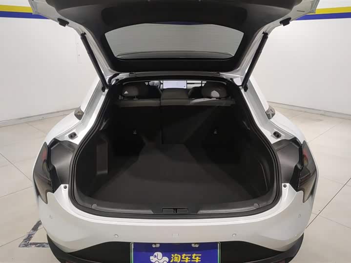 Фото 4 - XPeng Mona M03