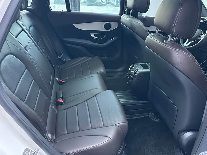 Фото 20 - Mercedes-Benz GLC-Class