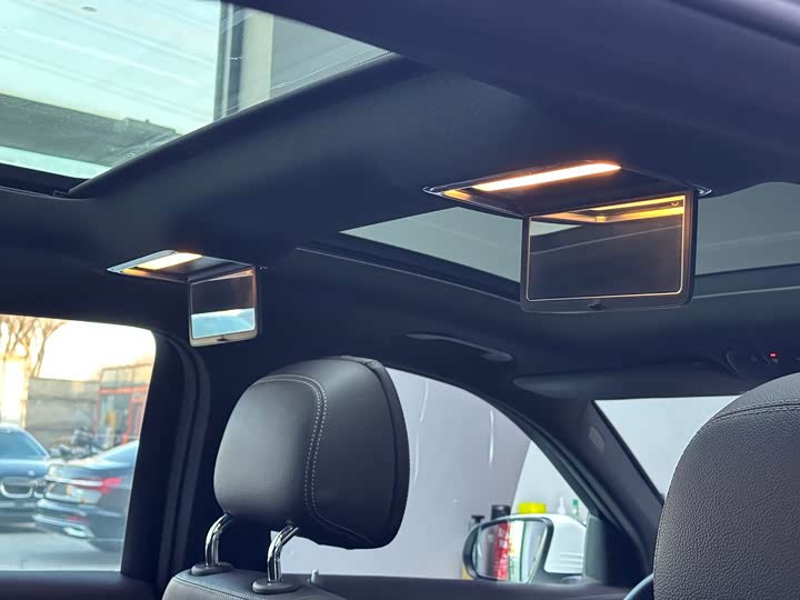 Фото 23 - Mercedes-Benz GLC-Class