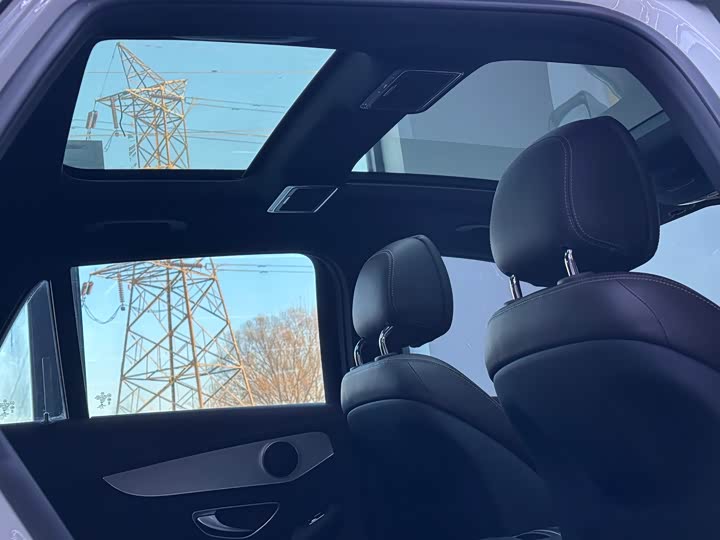 Фото 25 - Mercedes-Benz GLC-Class