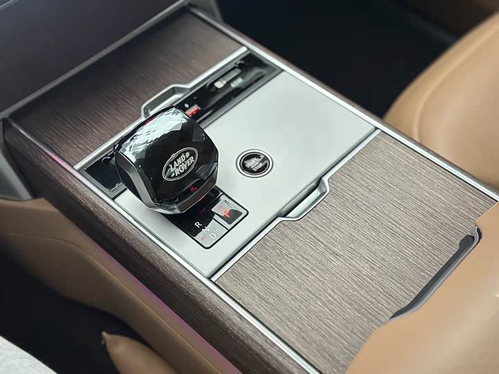 Фото 24 - Land Rover Range Rover