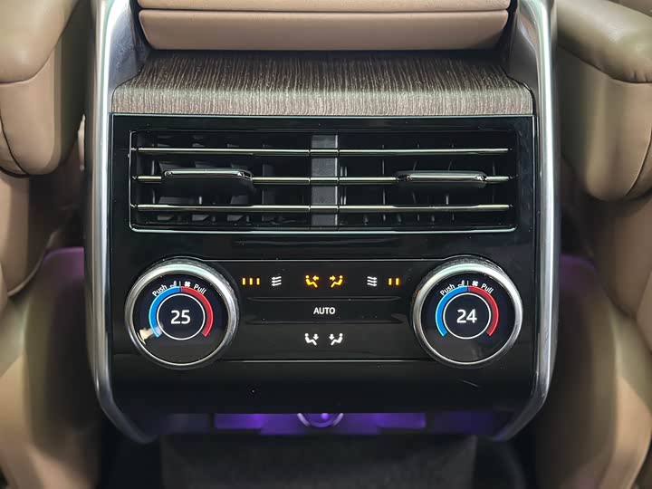 Фото 34 - Land Rover Range Rover