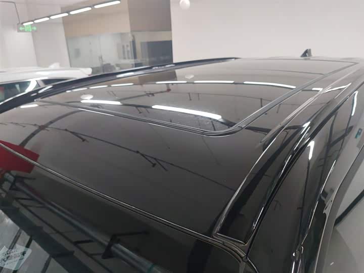 Фото 26 - Toyota Crown Kluger