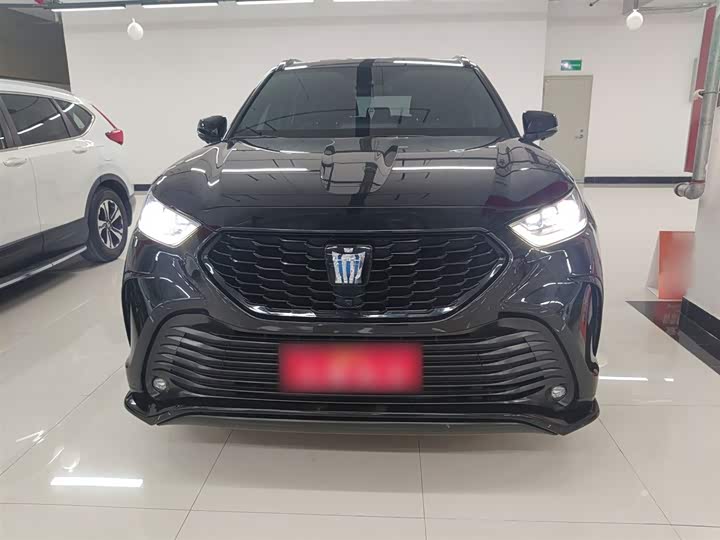 Фото 3 - Toyota Crown Kluger