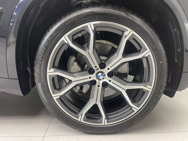 Фото 11 - BMW X5