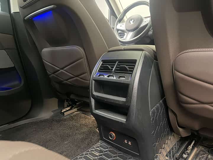 Фото 12 - BMW X5