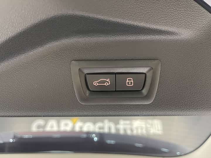 Фото 29 - BMW X5