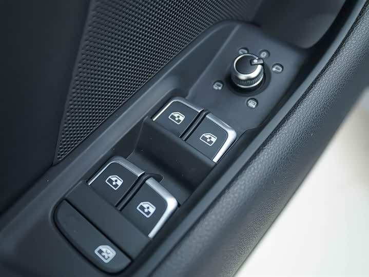 Фото 11 - Audi A3