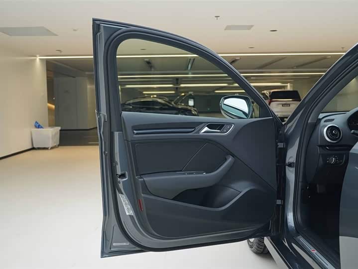 Фото 16 - Audi A3