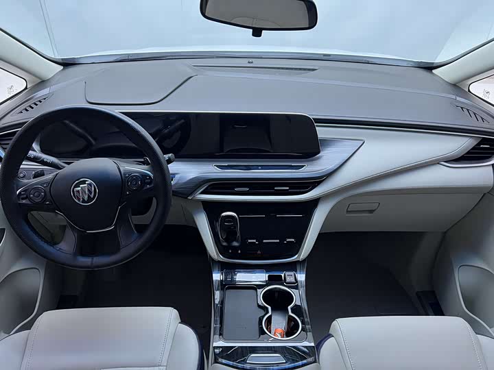 Фото 24 - Buick GL8 ES