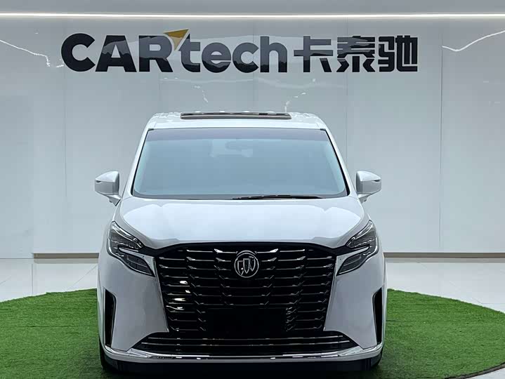 Фото 8 - Buick GL8 ES