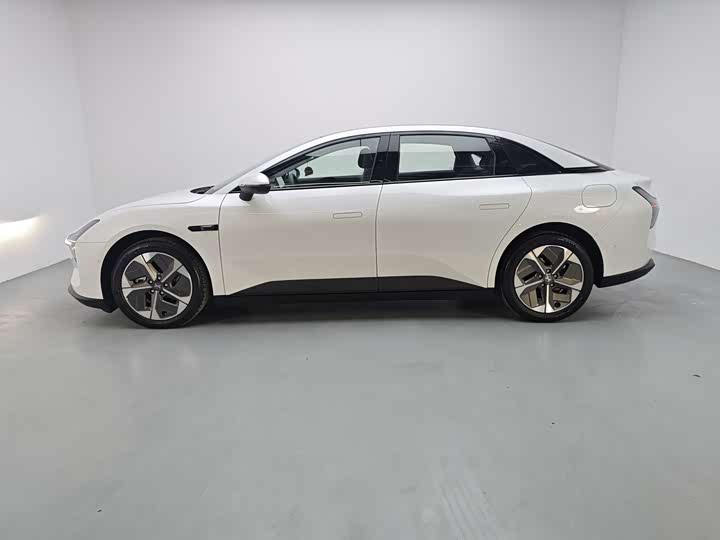 Фото 3 - XPeng Mona M03