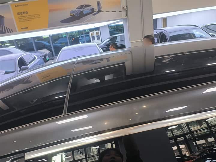 Фото 27 - LiXiang L9