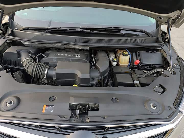 Фото 20 - Buick GL8 ES