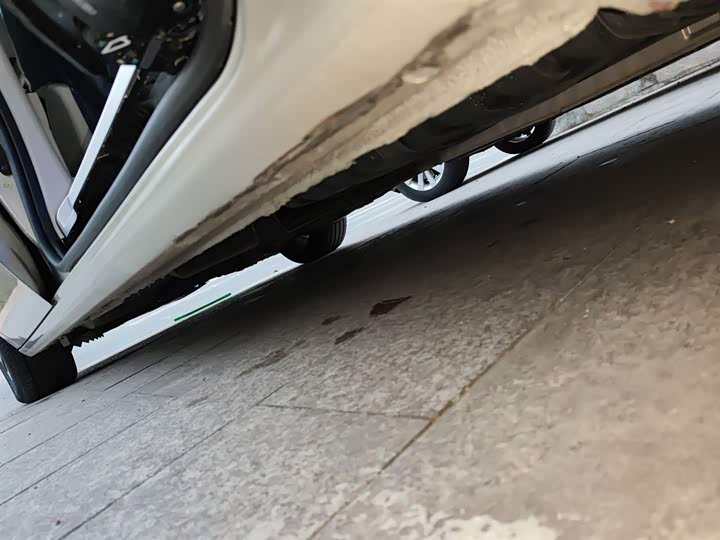 Фото 22 - Buick GL8 ES