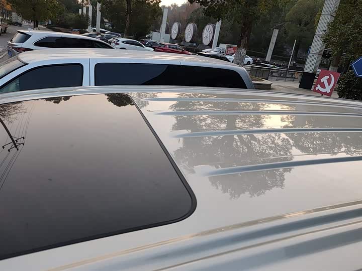 Фото 27 - Buick GL8 ES