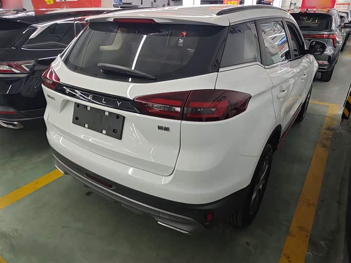 Фото 7 - Geely Atlas