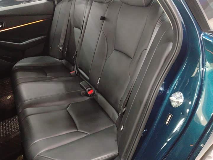 Фото 17 - Honda Accord