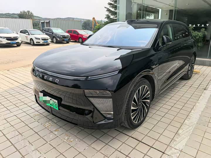 Фото 9 - Exeed Sterra ET