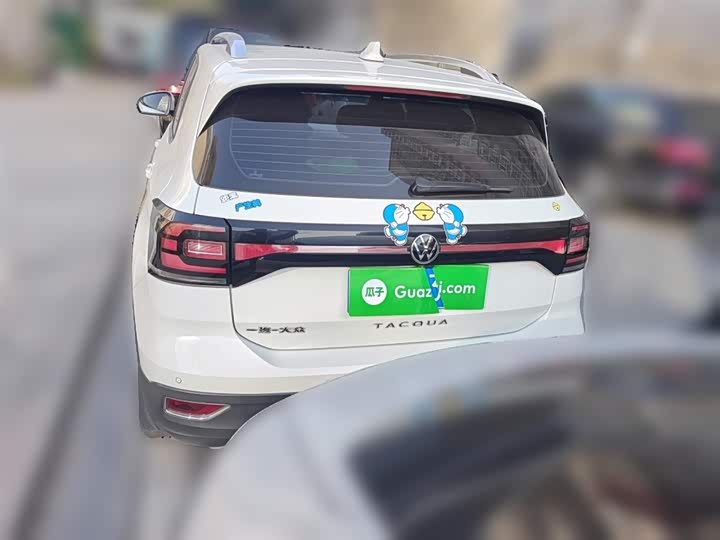 Фото 10 - Volkswagen Tacqua