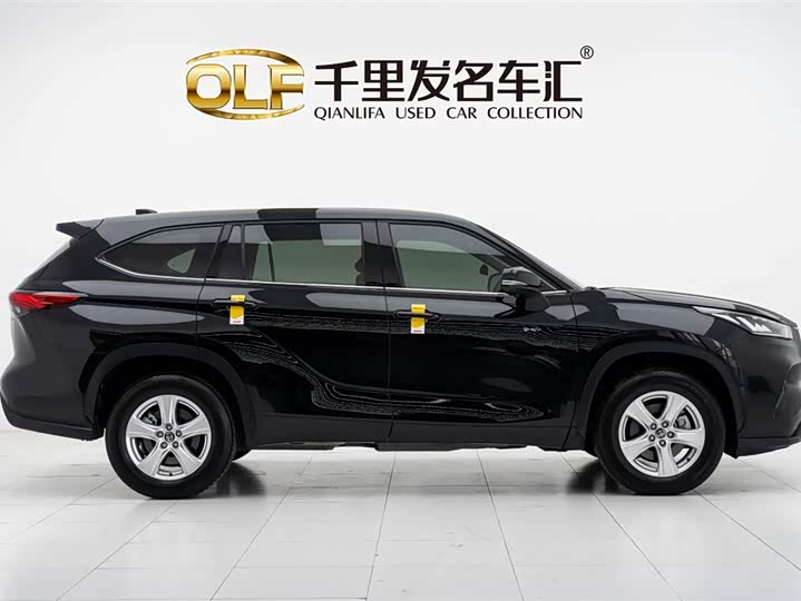 Фото 7 - Toyota Highlander