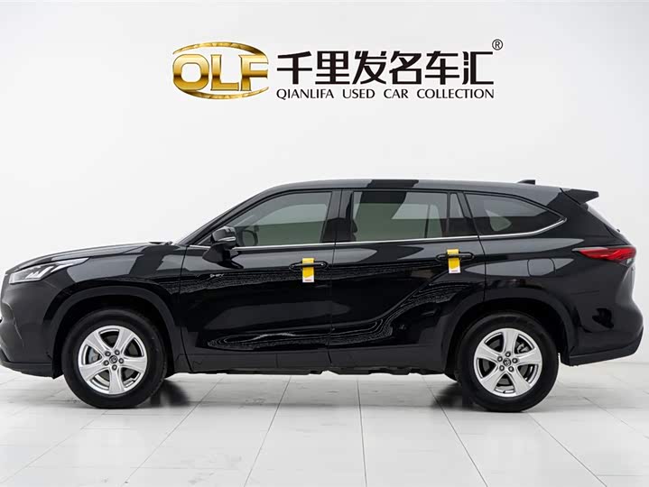 Фото 8 - Toyota Highlander