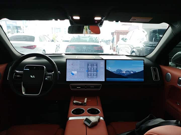 Фото 10 - LiXiang L7