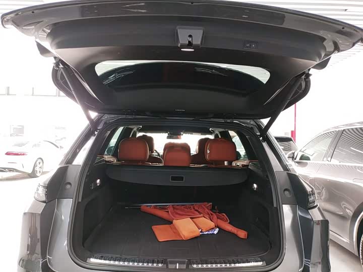 Фото 19 - LiXiang L7