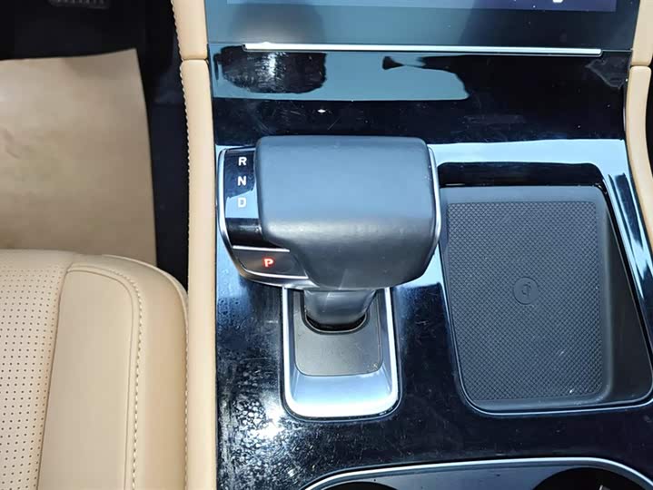 Фото 16 - LiXiang One