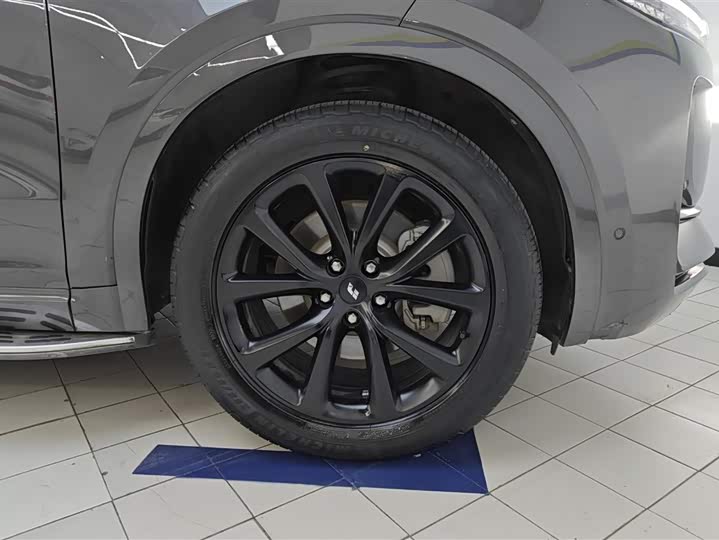 Фото 6 - LiXiang One