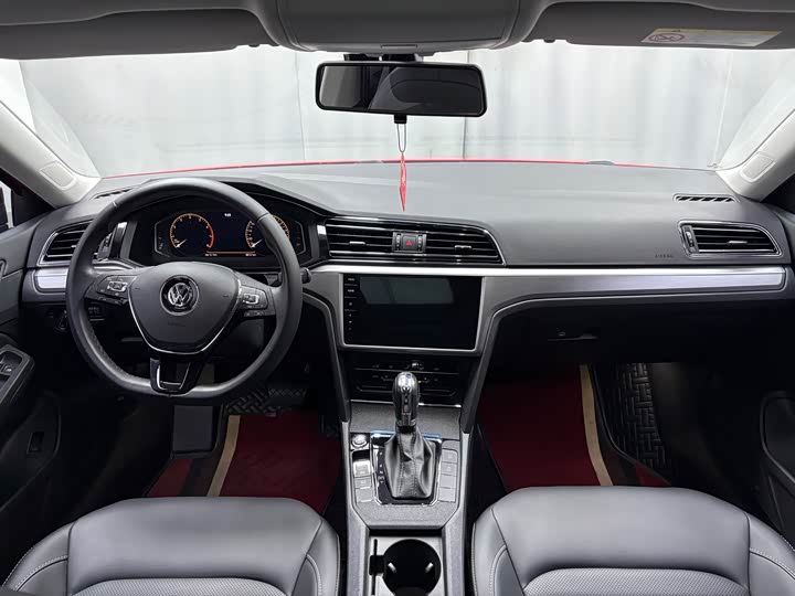 Фото 9 - Volkswagen Lamando L