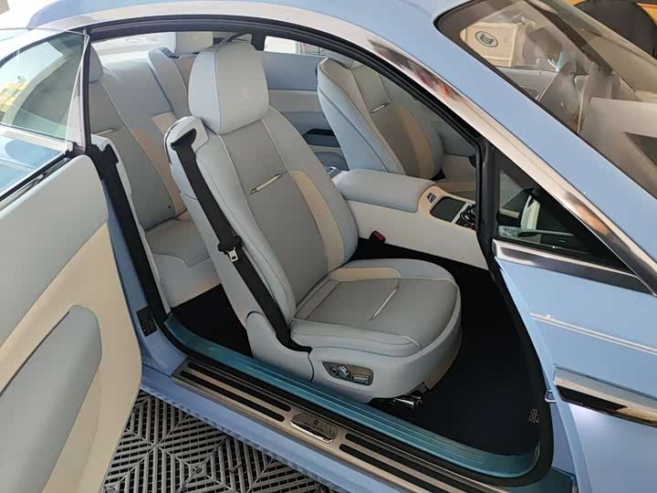 Фото 6 - Rolls-Royce Wraith