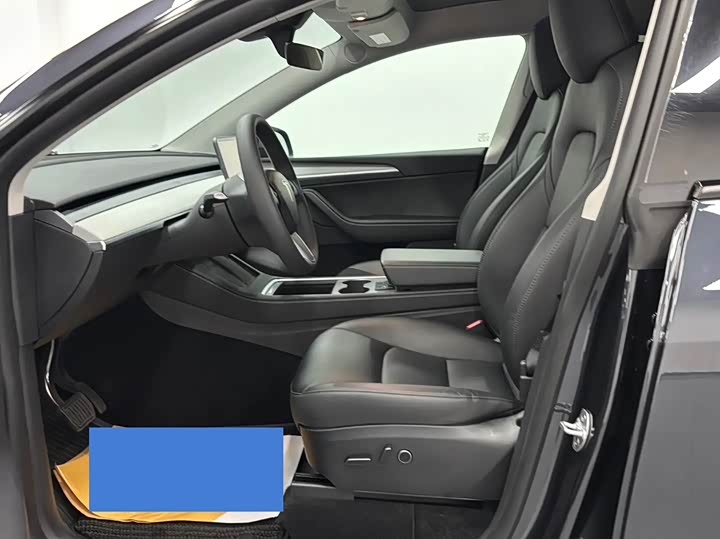 Фото 17 - Tesla Model Y