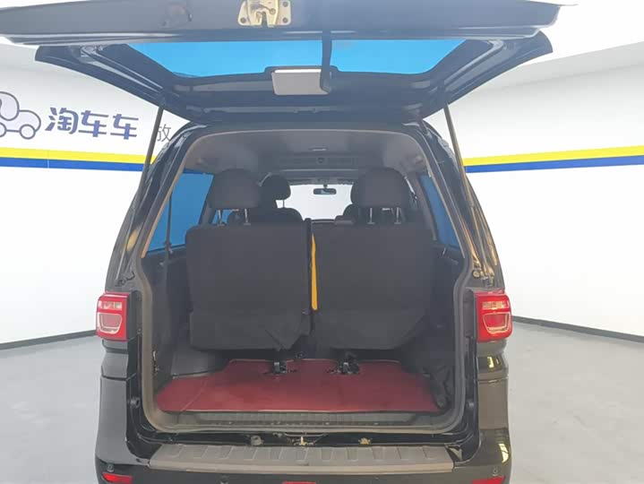 Фото 4 - Dongfeng Forthing Lingzhi M5