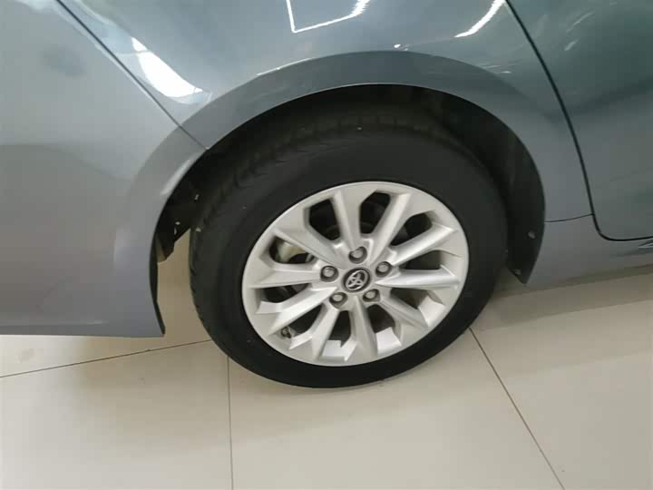 Фото 26 - Toyota Corolla