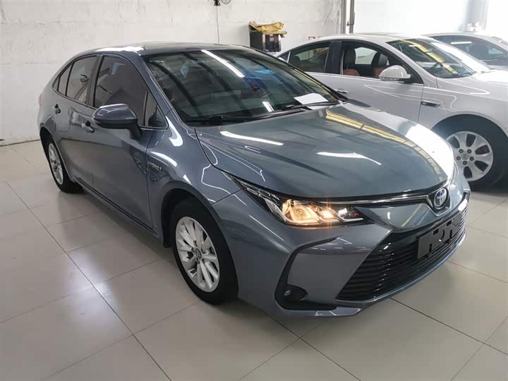 Фото 4 - Toyota Corolla