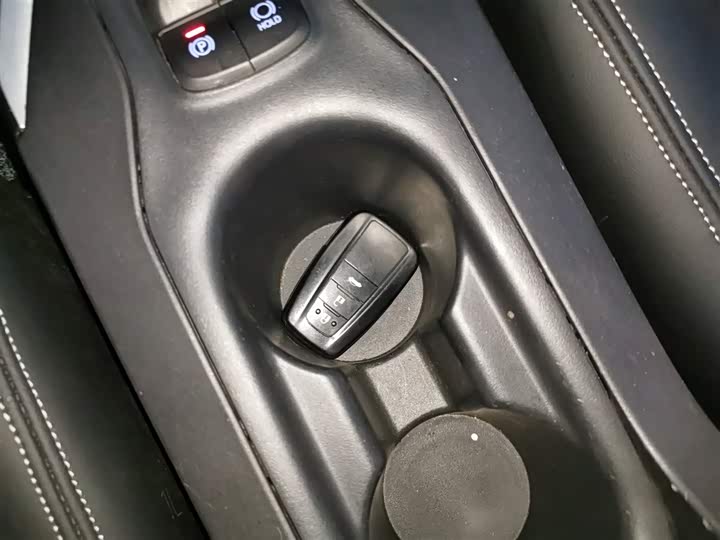 Фото 9 - Toyota Corolla