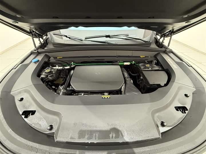 Фото 18 - LiXiang L8