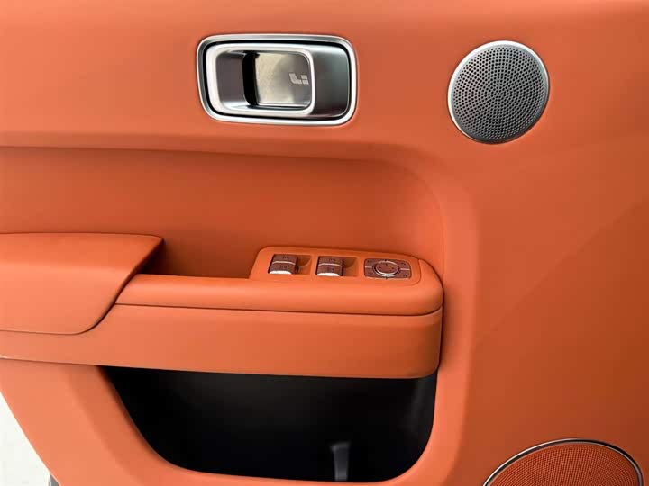 Фото 21 - LiXiang L8