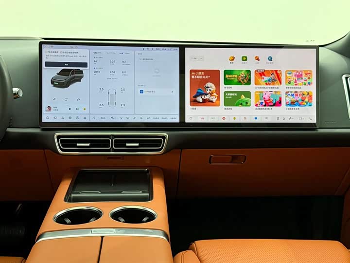 Фото 26 - LiXiang L8