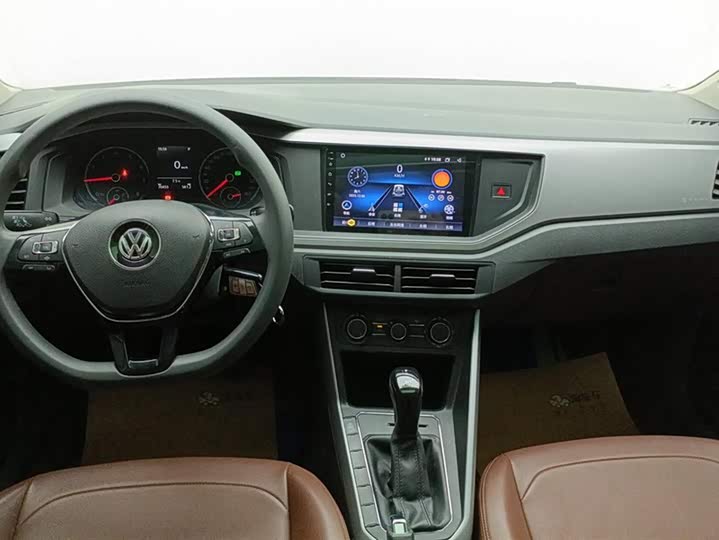 Фото 11 - Volkswagen Polo