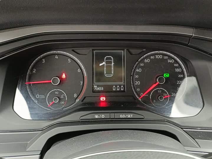 Фото 13 - Volkswagen Polo