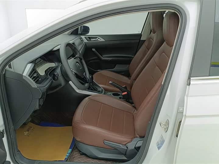 Фото 8 - Volkswagen Polo