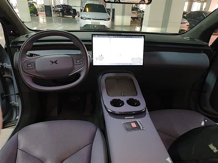 Фото 10 - XPeng G7