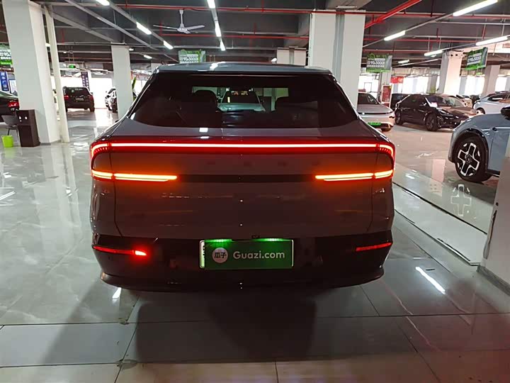 Фото 6 - XPeng G7