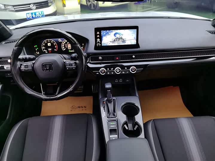 Фото 12 - Honda Civic