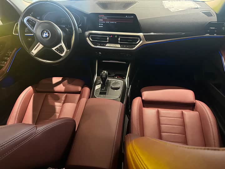 Фото 4 - BMW 3 Series