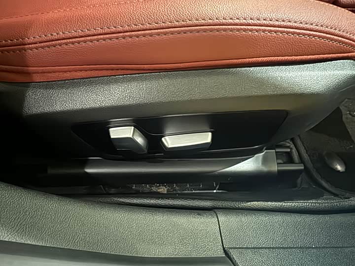 Фото 9 - BMW 3 Series