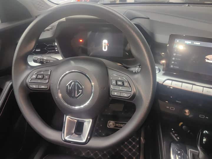 Фото 11 - MG Motor 5