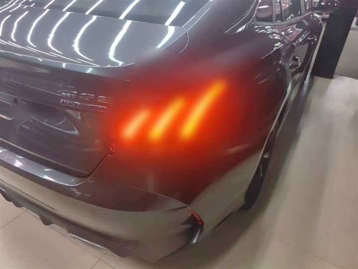 Фото 8 - MG Motor 5